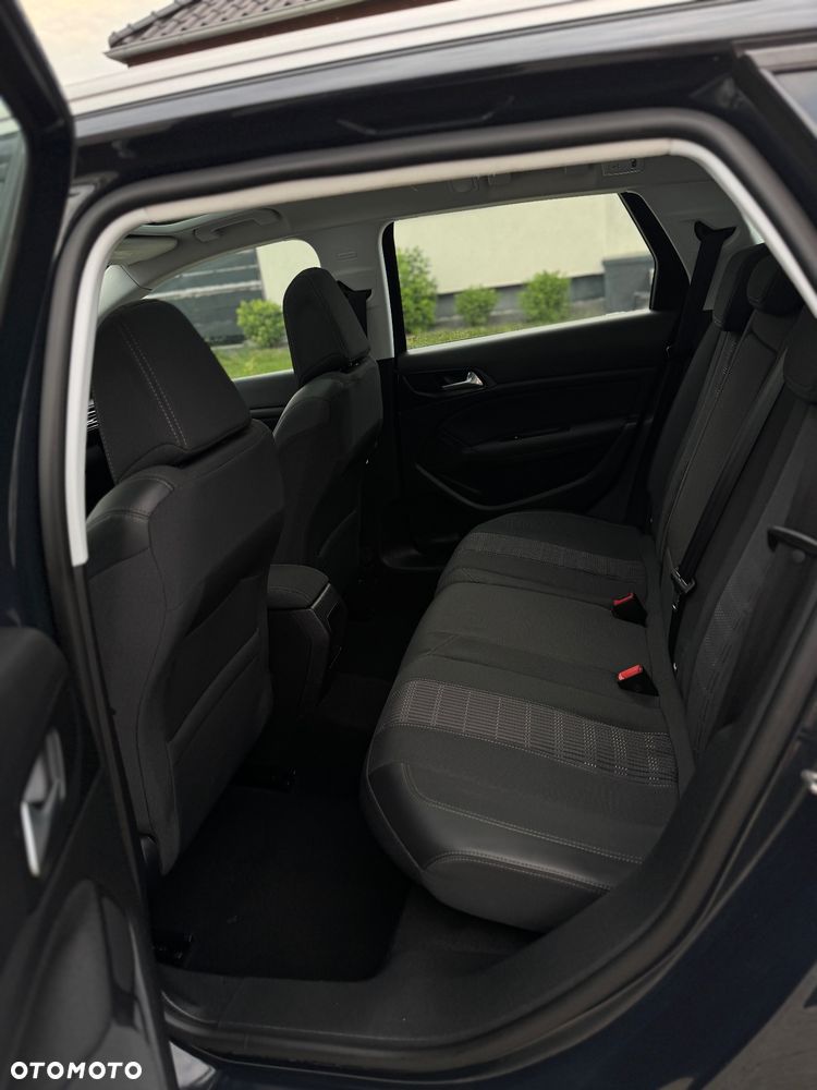 Peugeot 308 1.6 BlueHDi Active S&S EAT6 - 26