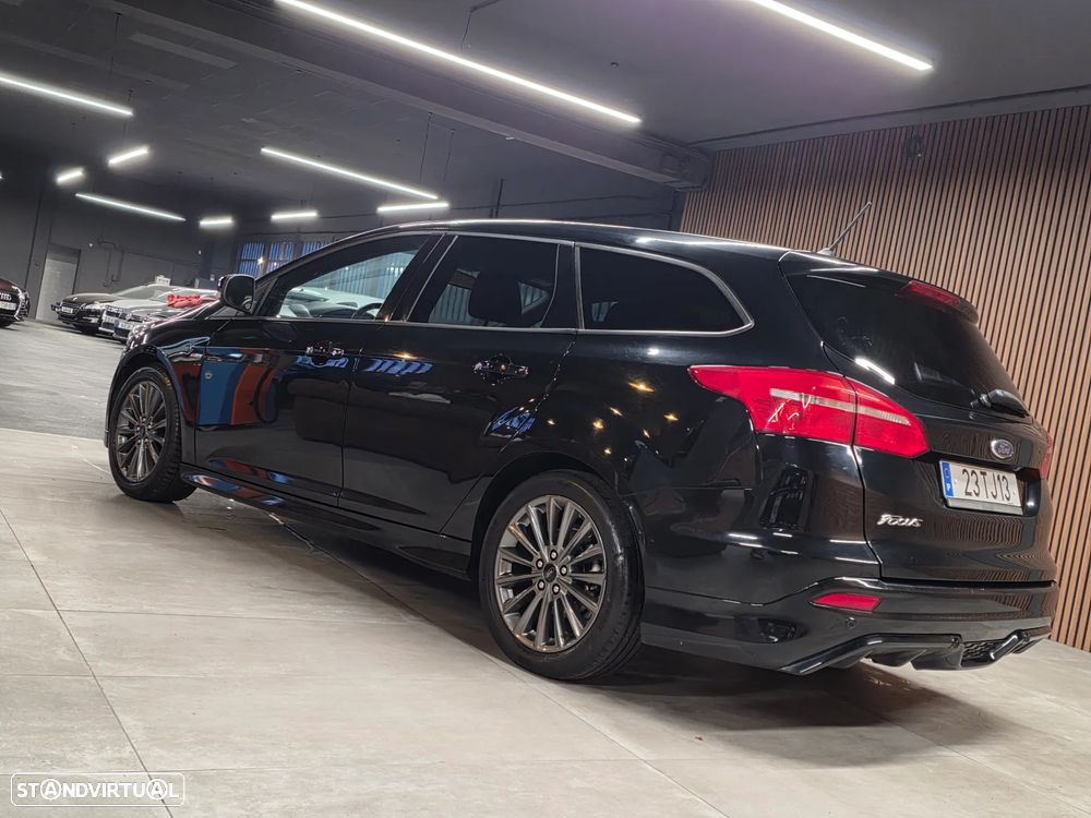 Ford Focus SW 1.5 TDCi ST-Line - 3