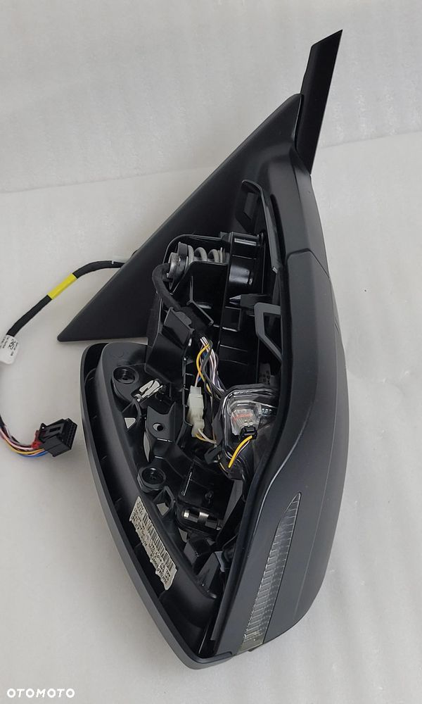 LUSTERKO PRAWE AUDI E-TRON 14PIN 4KL857410T - 9