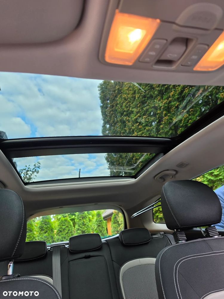 Kia Ceed - 12