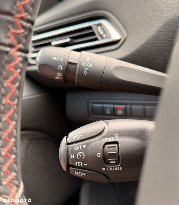 Peugeot 308 1.2 PureTech GPF GT S&S - 22