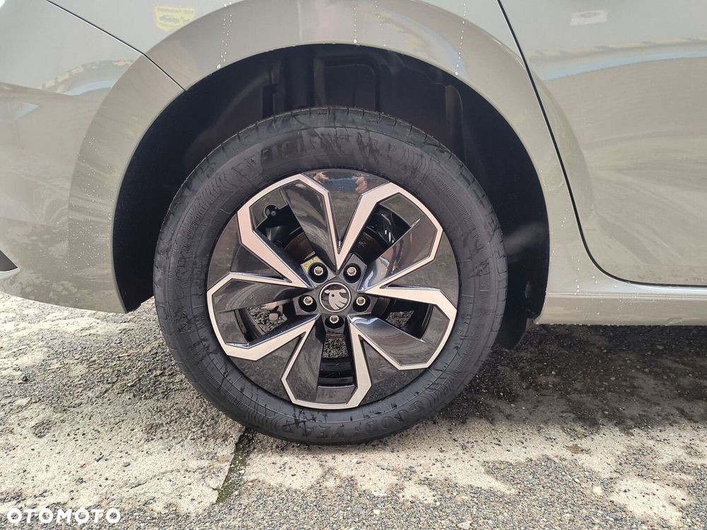 Skoda Scala 1.0 TSI Drive DSG - 19