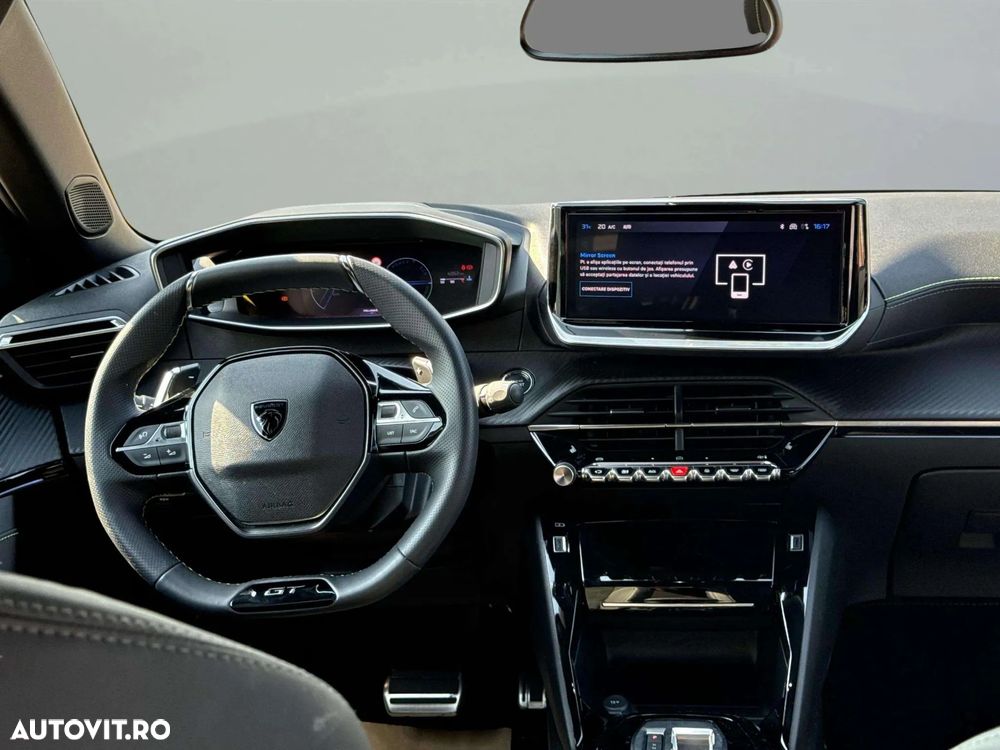 Peugeot 2008 1.2L e-DCS6 MHEV GT - 13
