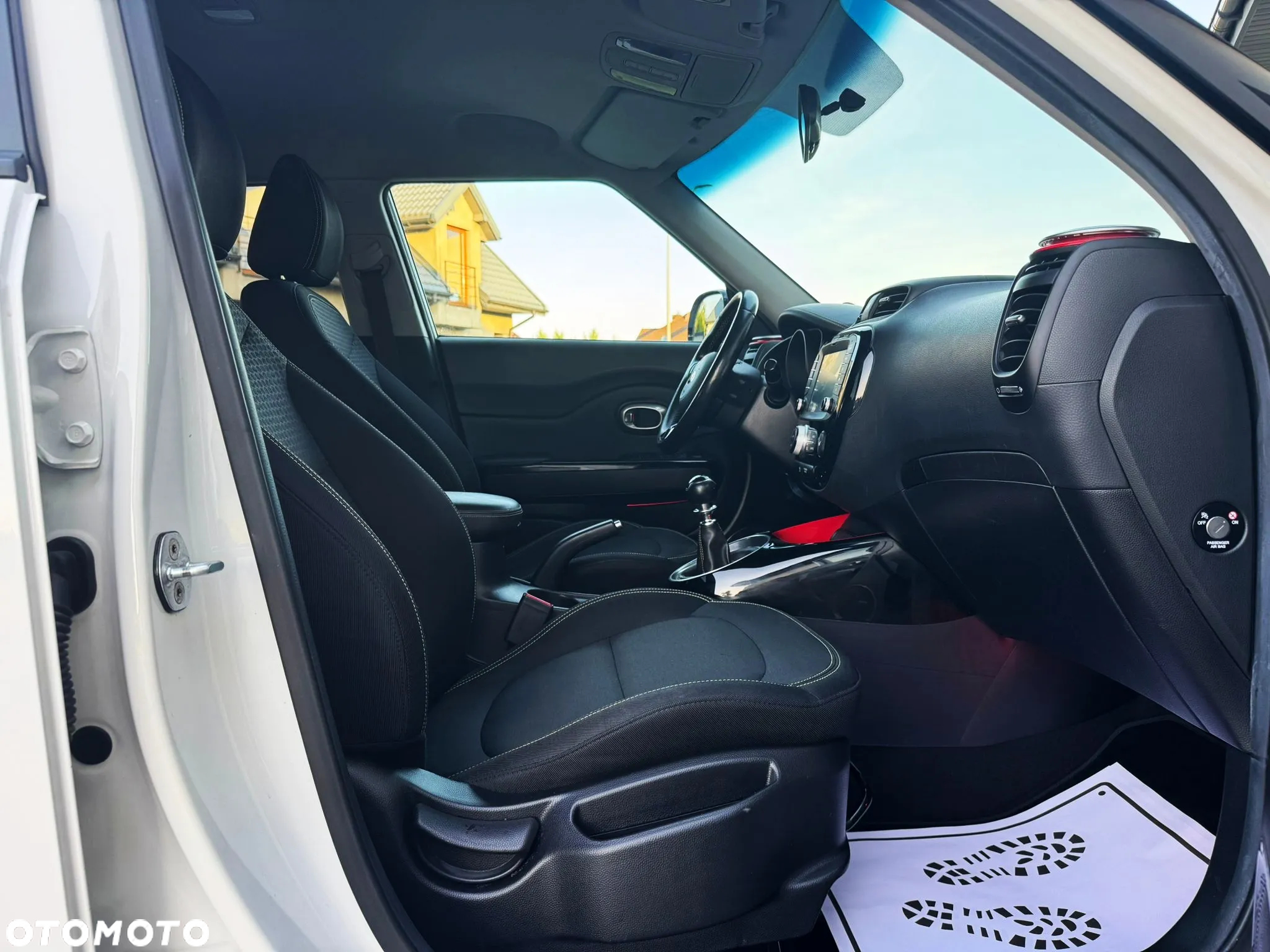 Kia Soul 1.6 GDI White&Red Edition - 6