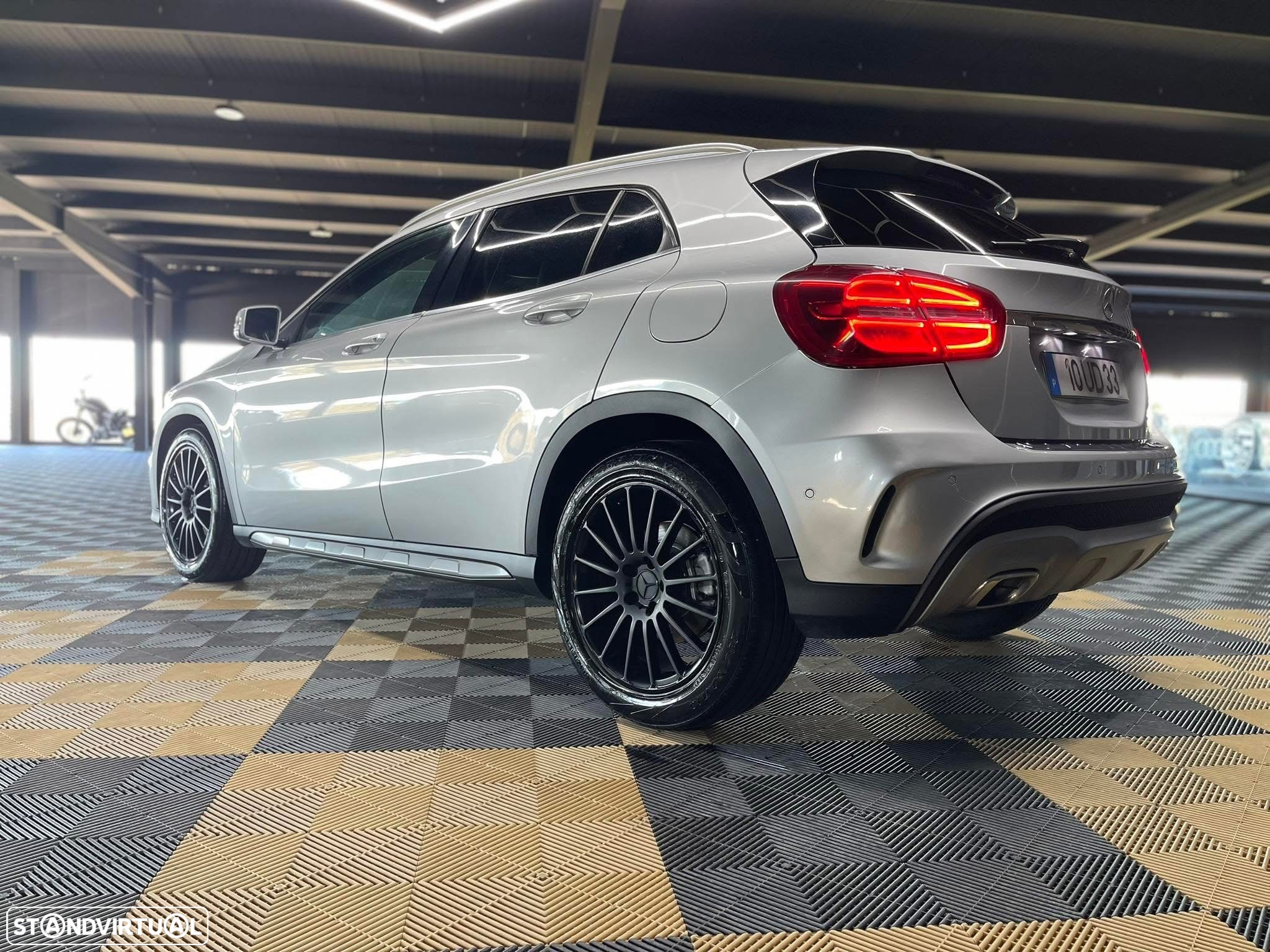 Mercedes-Benz GLA 180 (CDI) d 7G-DCT AMG Line - 9