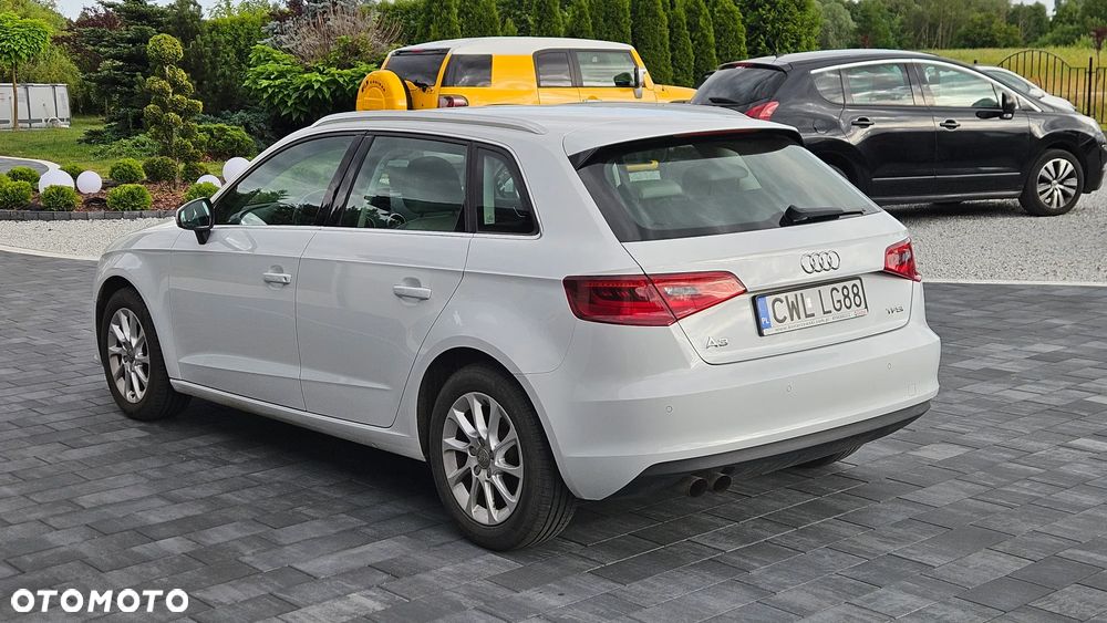 Audi A3 Sportback - 4