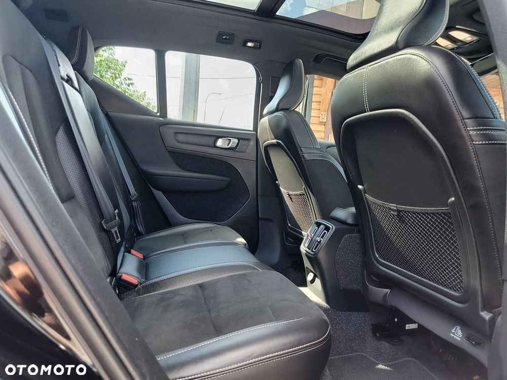 Volvo XC 40 82kWh Recharge Twin AWD Plus - 26
