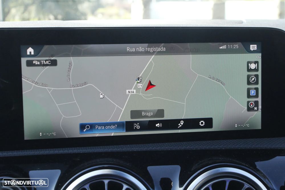 Mercedes-Benz CLA 250 e 8G-DCT AMG Line - 29