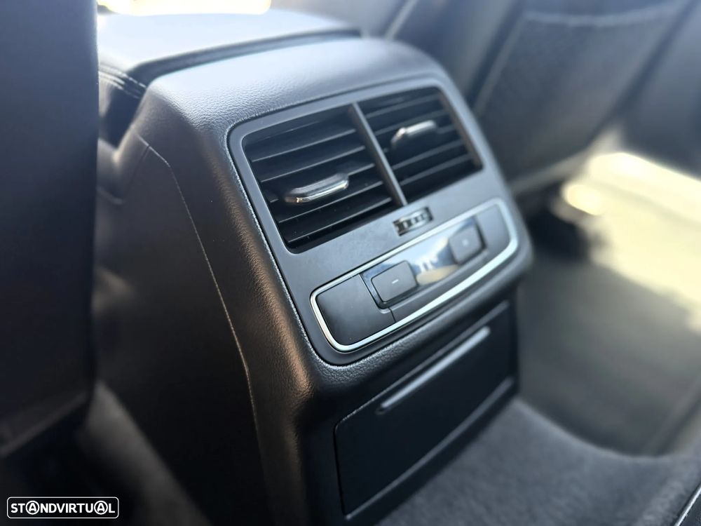 Audi A4 Avant 2.0 TDI DPF S line Sport Pack - 33