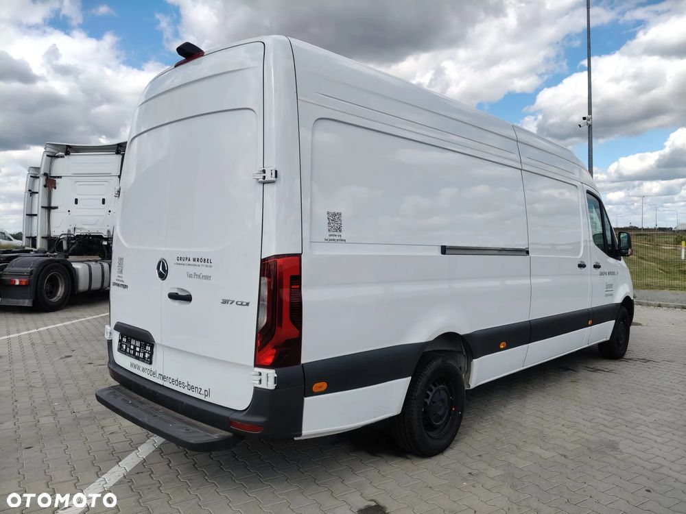 Mercedes-Benz Sprinter 317 - 6