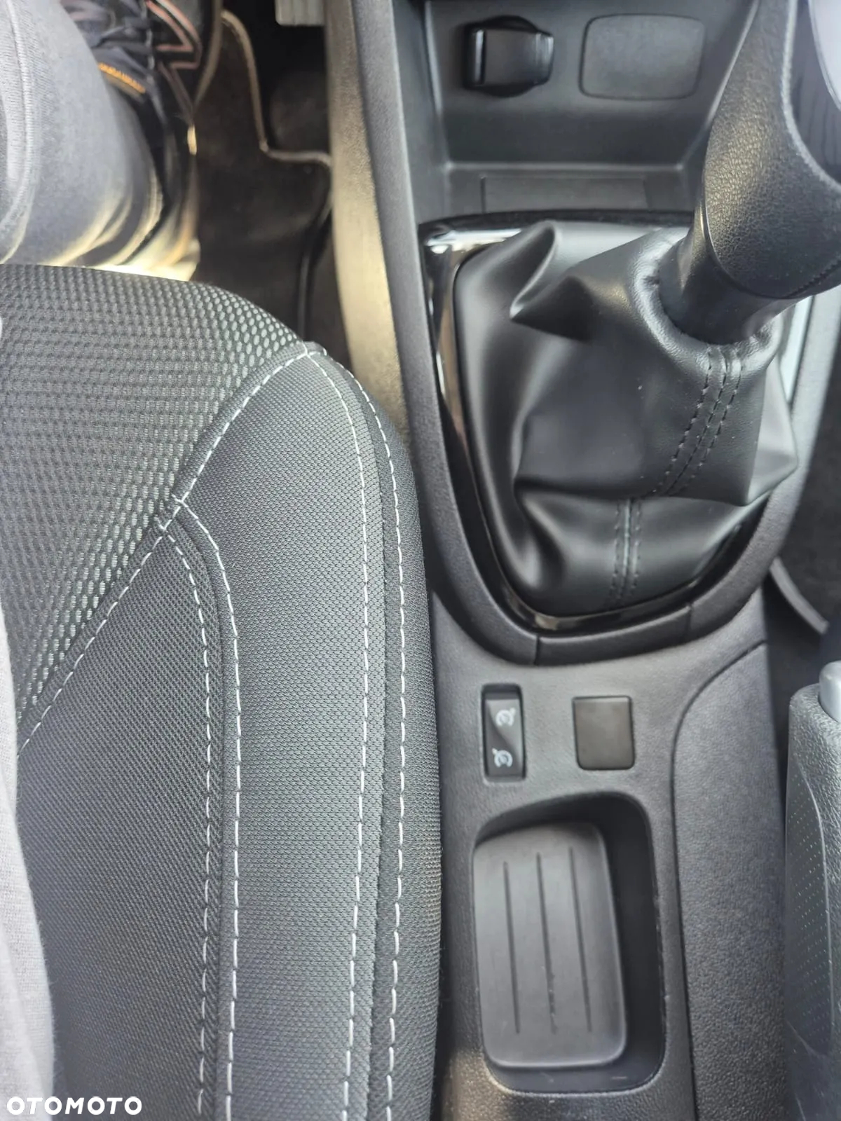 Renault Clio - 15