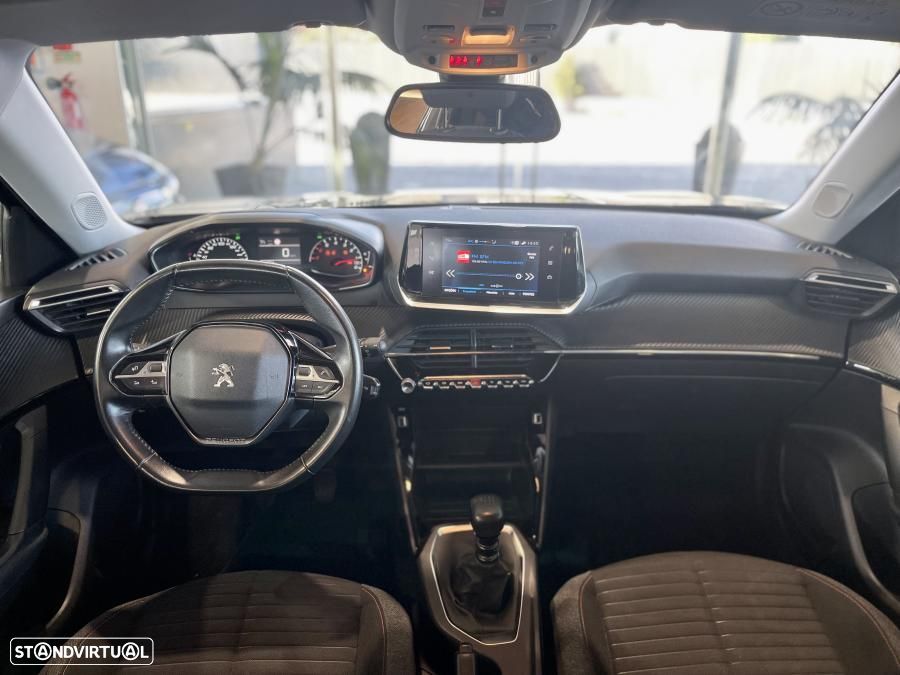 Peugeot 2008 1.2 PureTech Active Pack - 27