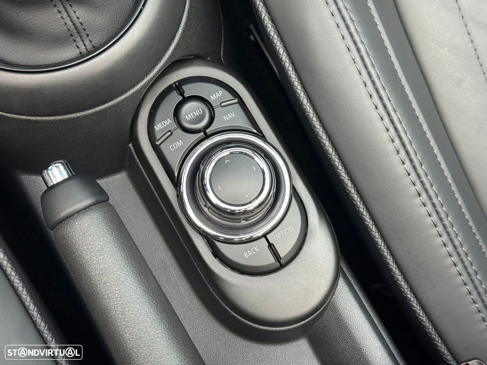 MINI Cabrio John Cooper Works Plus Auto Desportiva - 42