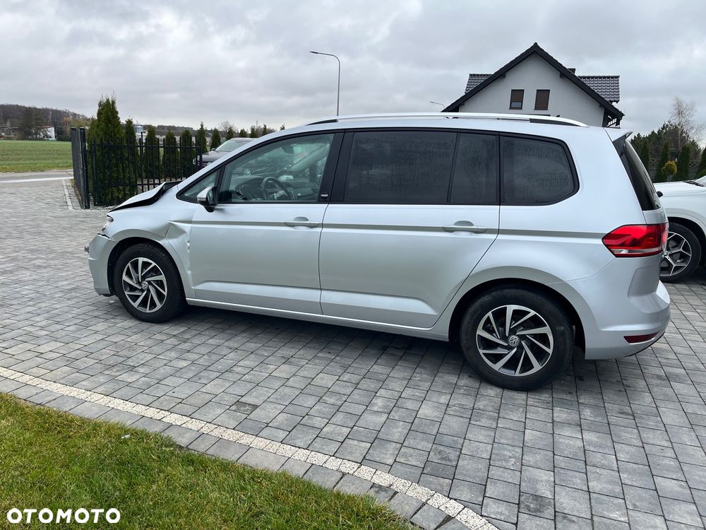 Volkswagen Touran 1.6 TDI SCR BlueMotion Technology Comfortline - 6