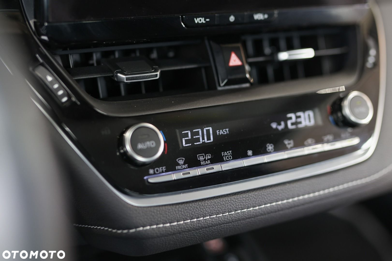 Toyota Corolla - 19