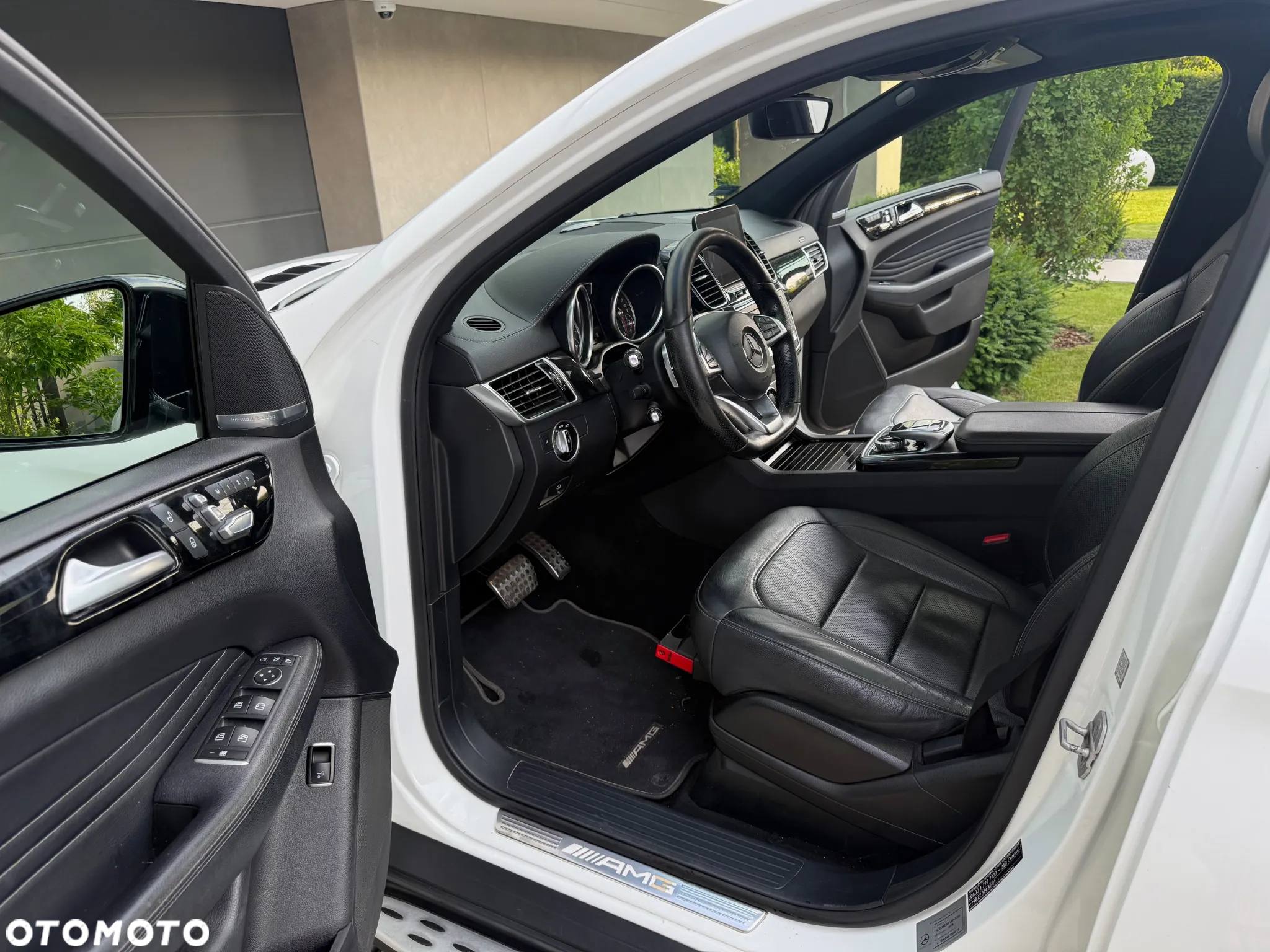 Mercedes-Benz GLE AMG Coupe 43 4-Matic - 4