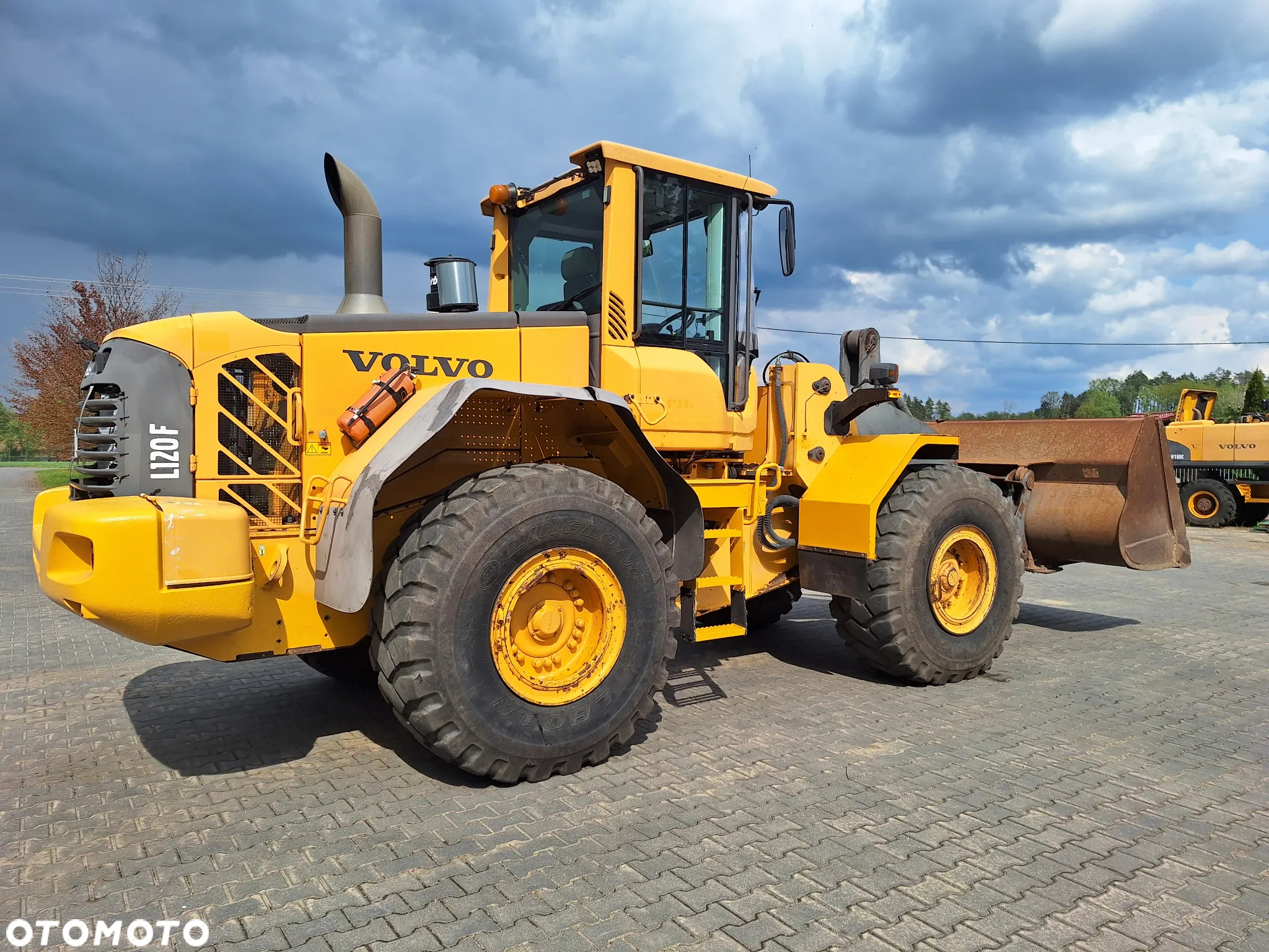 Volvo L120F - 6