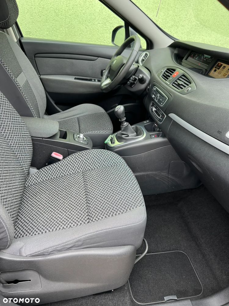 Renault Scenic - 12