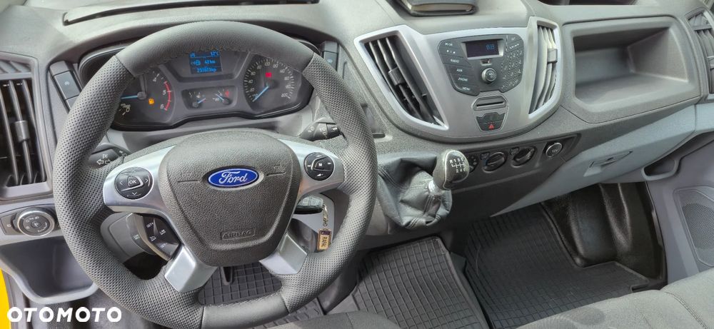 Ford Transit - 7
