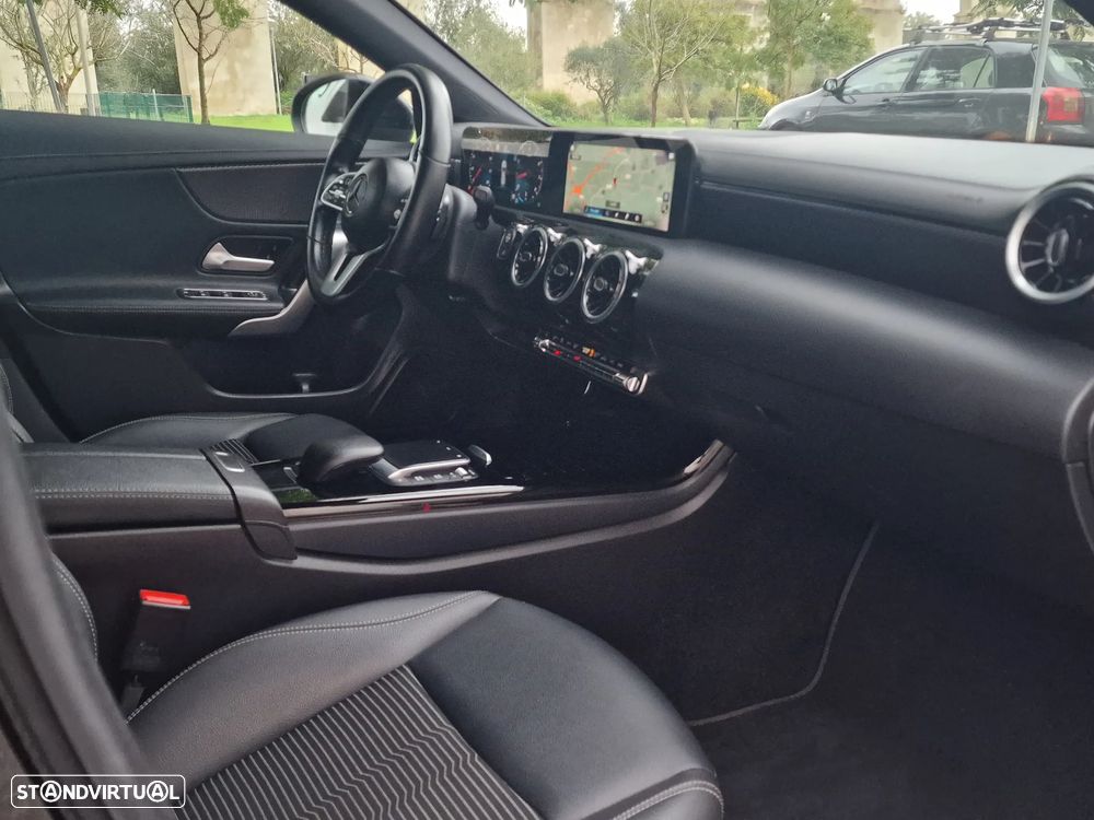 Mercedes-Benz CLA 200 7G-DCT Edition Progressive Line - 13