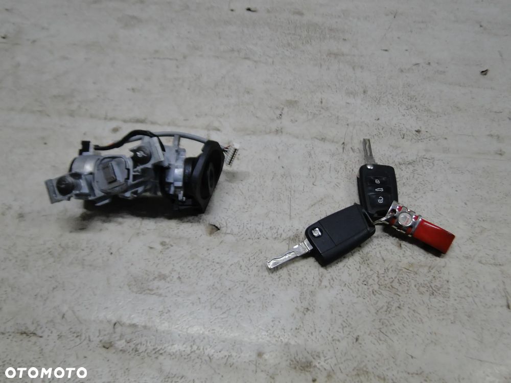 SEAT LEON III 3 5F STACYJKA KLUCZYK 2.0TDI EUROPA - 1