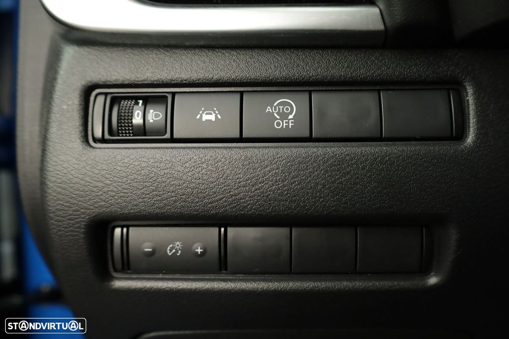 Nissan Qashqai 1.3 DIG-T N-Connecta LED Xtronic - 19