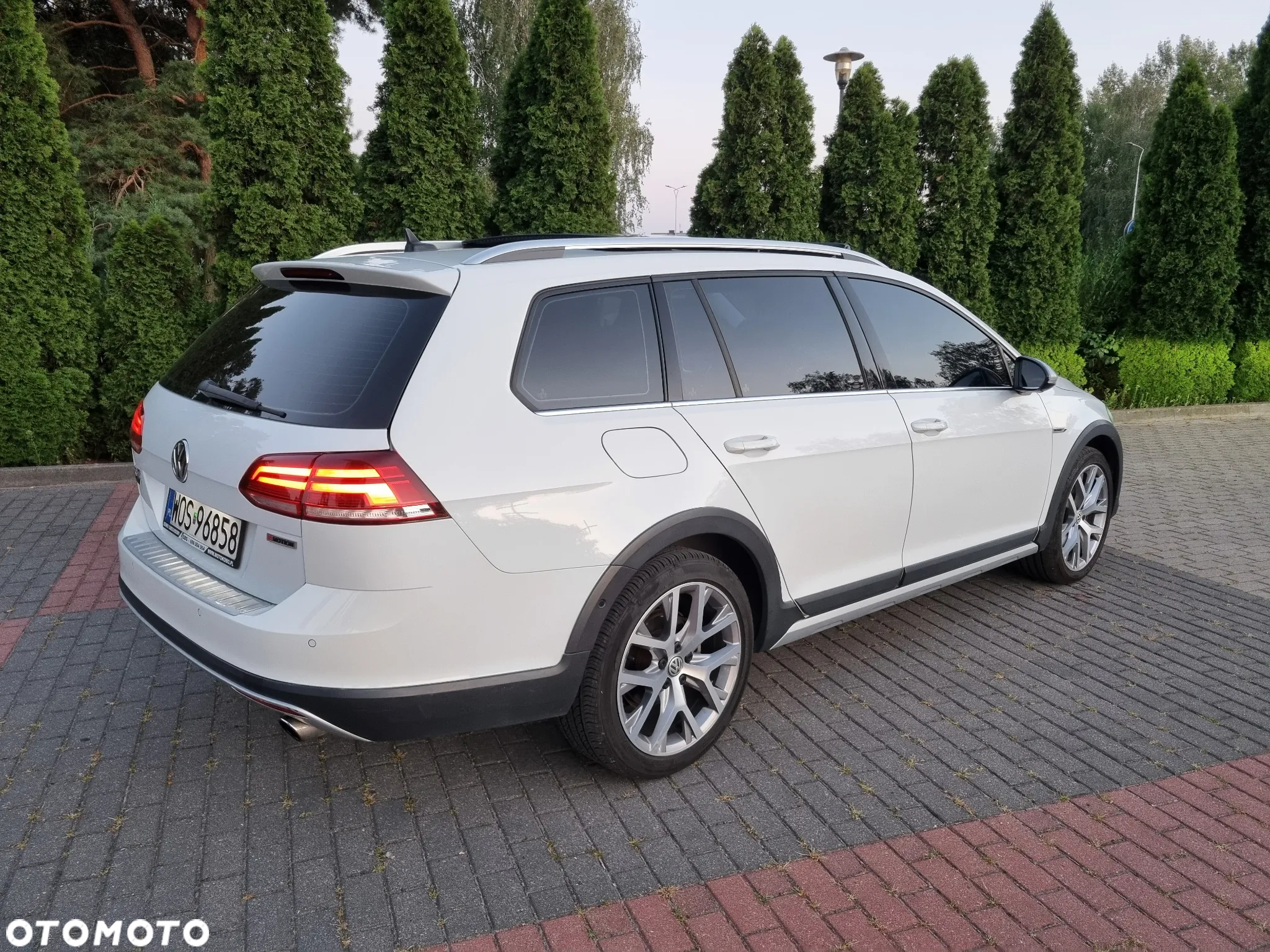 Volkswagen Golf - 9