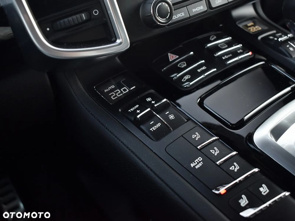 Porsche Cayenne S Diesel - 25
