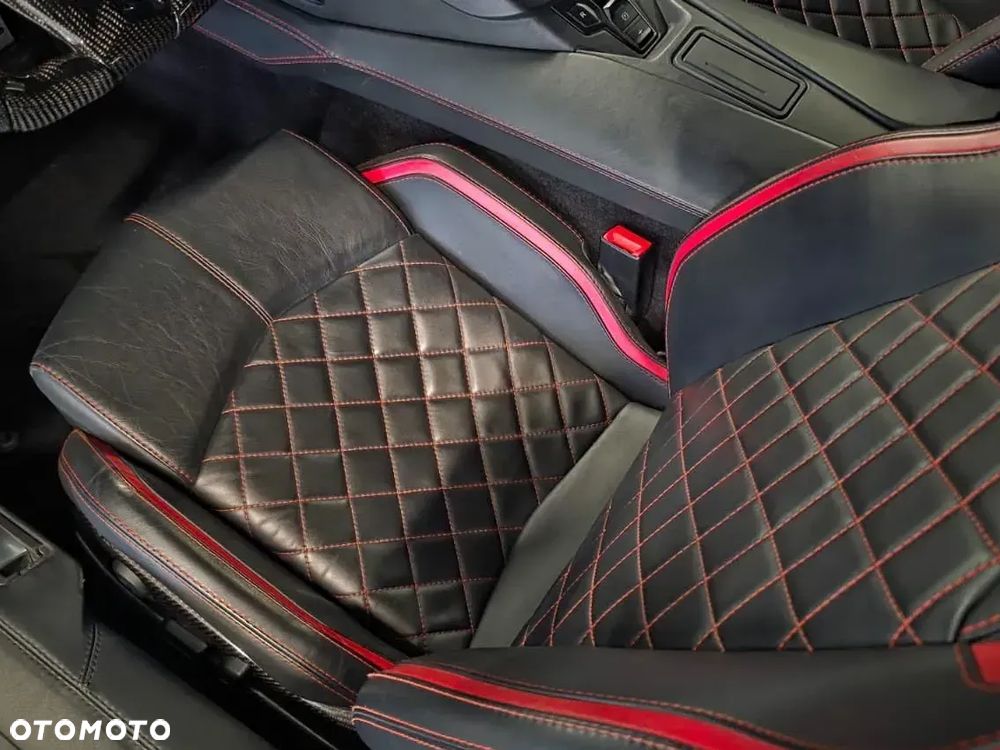 Lamborghini Aventador S - 19