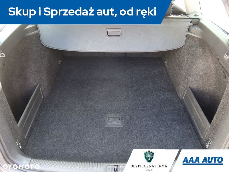 Volkswagen Passat Variant - 15