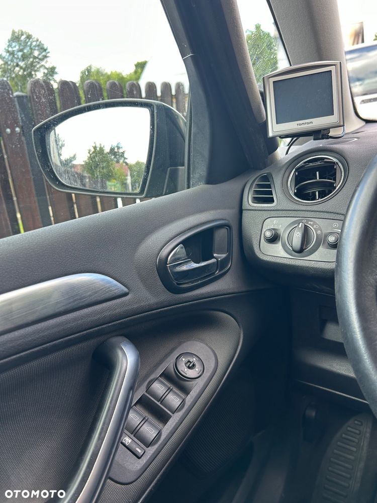 Ford S-Max 2.0 TDCi Trend - 28