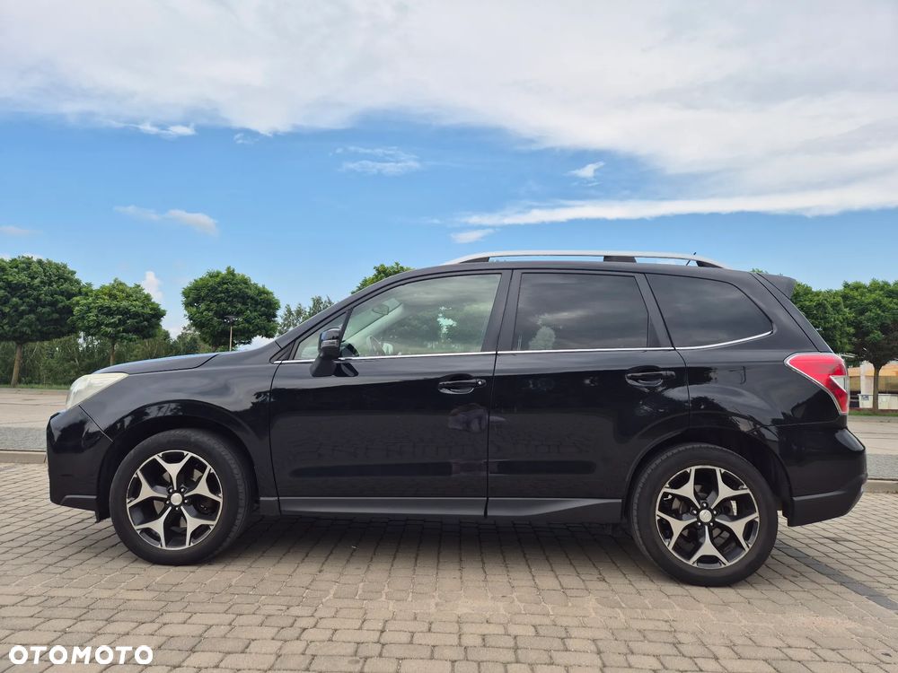 Subaru Forester 2.0XT Platinum Lineartronic - 11