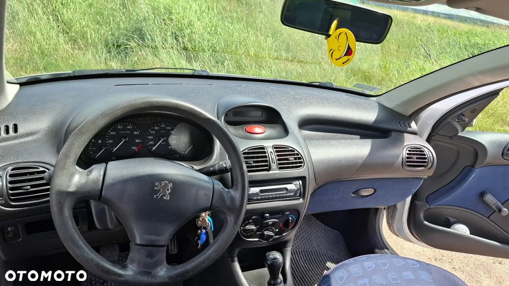 Peugeot 206 1.1 XR - 7