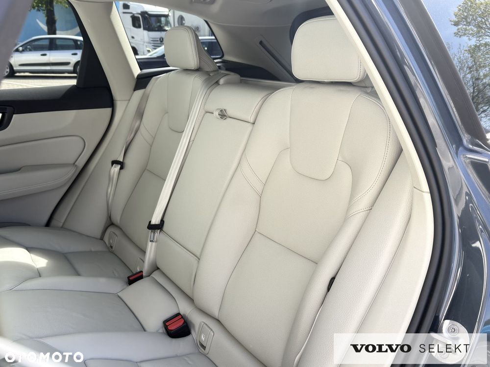 Volvo XC 60 - 13