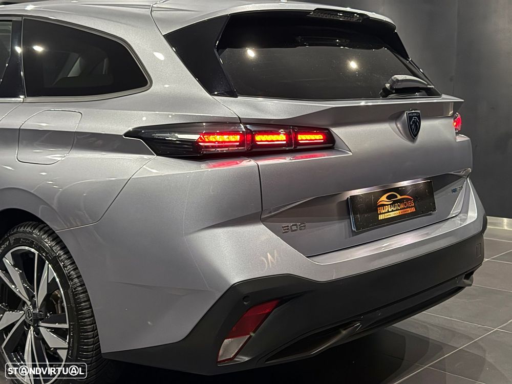 Peugeot 308 SW 1.6 Hybrid Allure e-EAT8 - 11