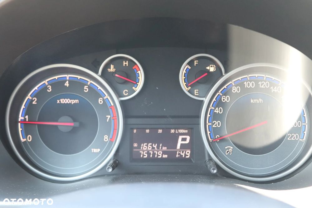 Suzuki SX4 1.6 Premium - 34