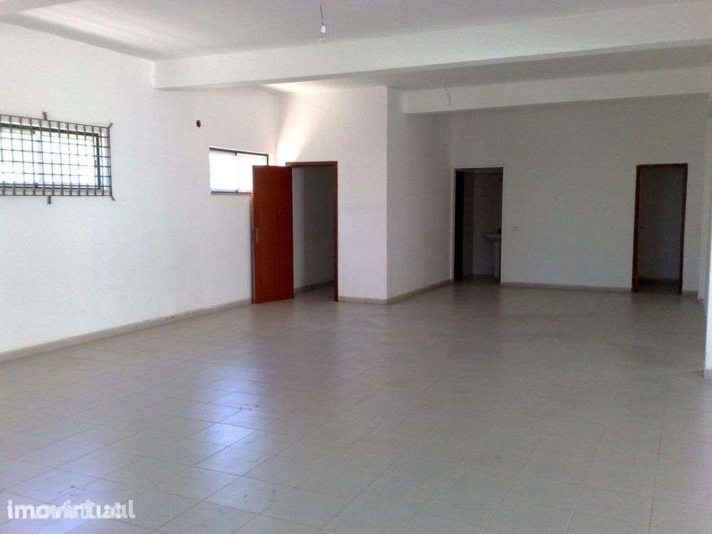 Loja/Armazém em Estói/Bordeira - Grande imagem: 4/7