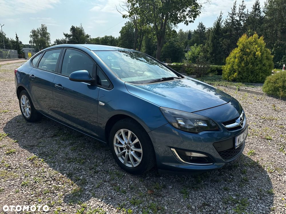 Opel Astra 1.6 Active EU6 - 1