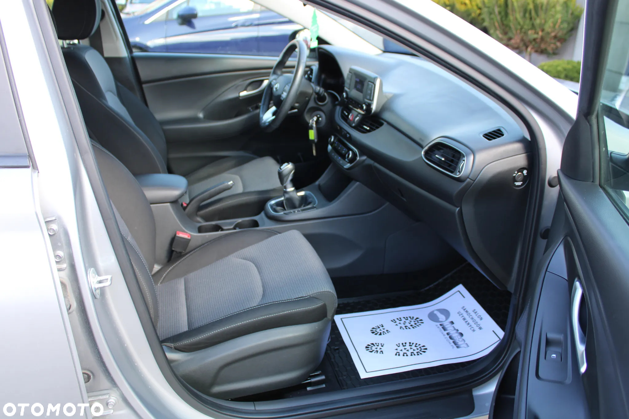 Hyundai i30 1.5 DPI Classic + - 26