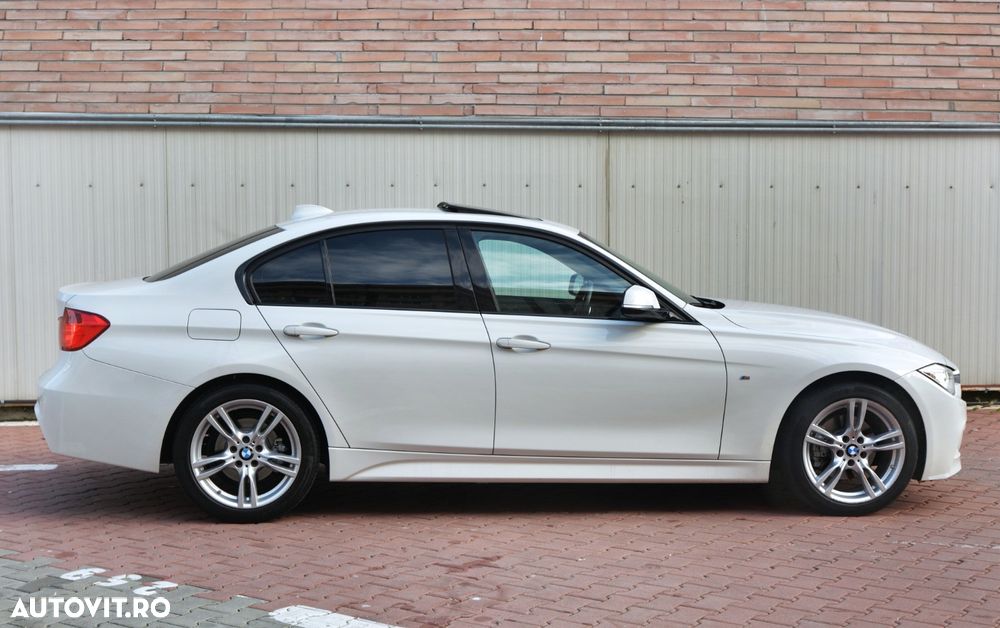 BMW Seria 3 320d xDrive GT Sport-Aut. - 4