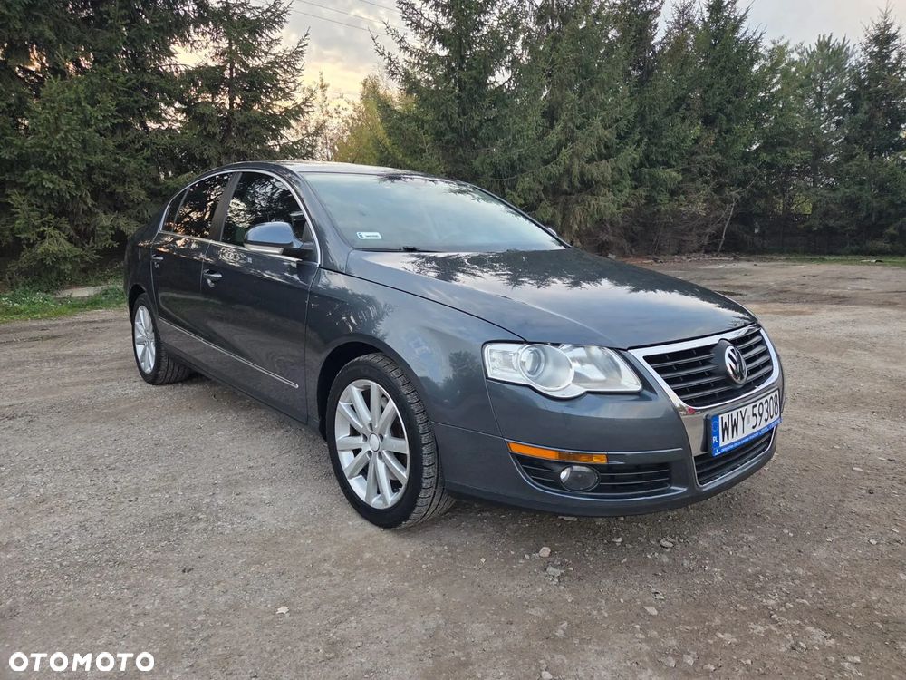 Volkswagen Passat 2.0 TSI Highline DSG - 2
