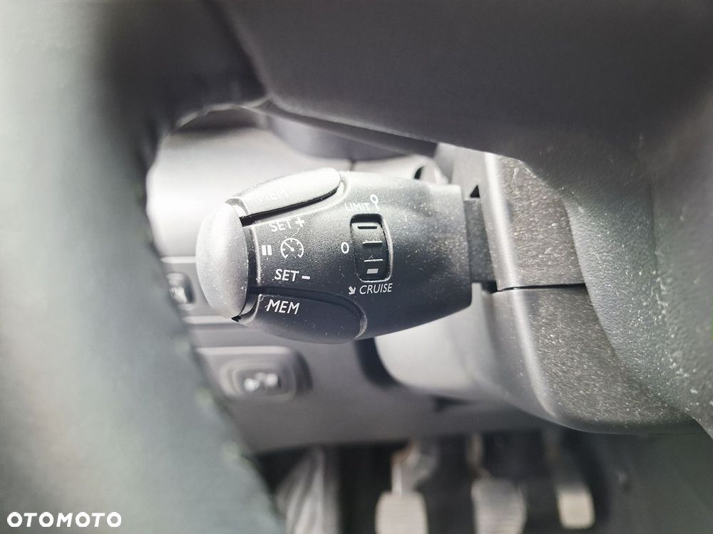 Citroën C3 Aircross 1.2 PureTech Plus S&S - 25