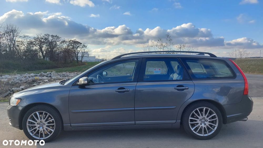 Volvo V50 D5 DPF Summum - 1