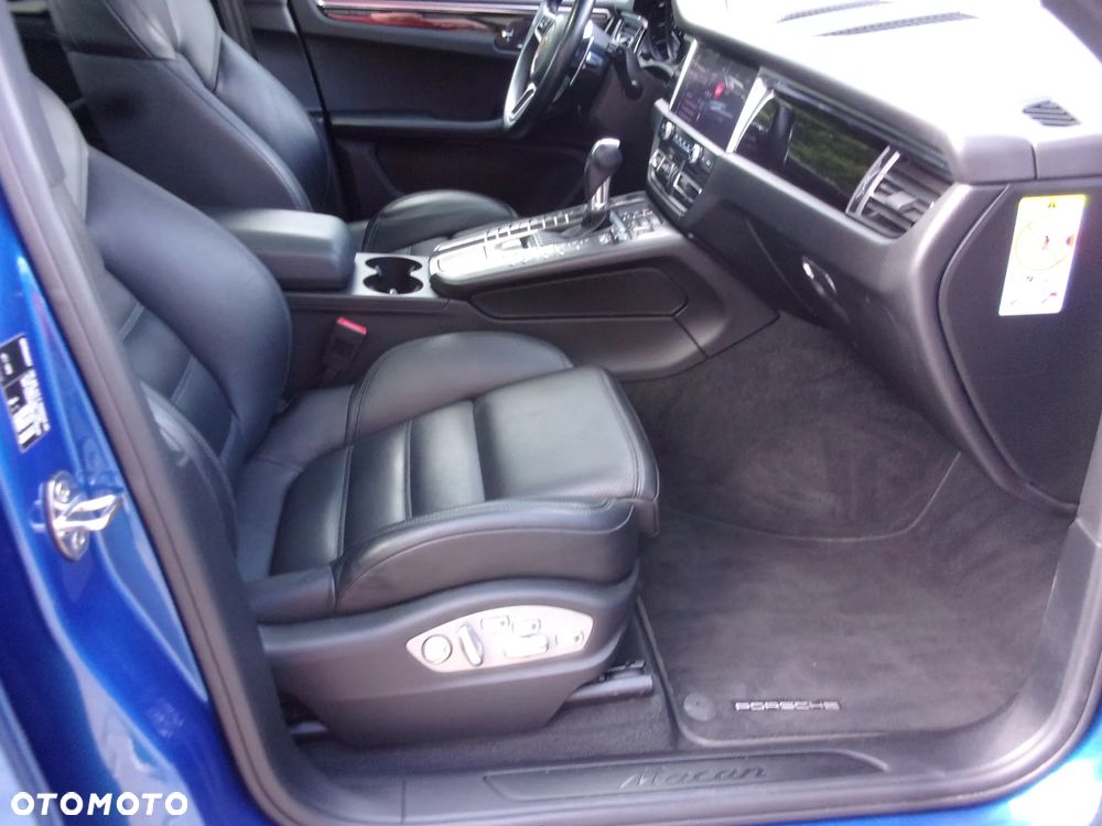 Porsche Macan - 13