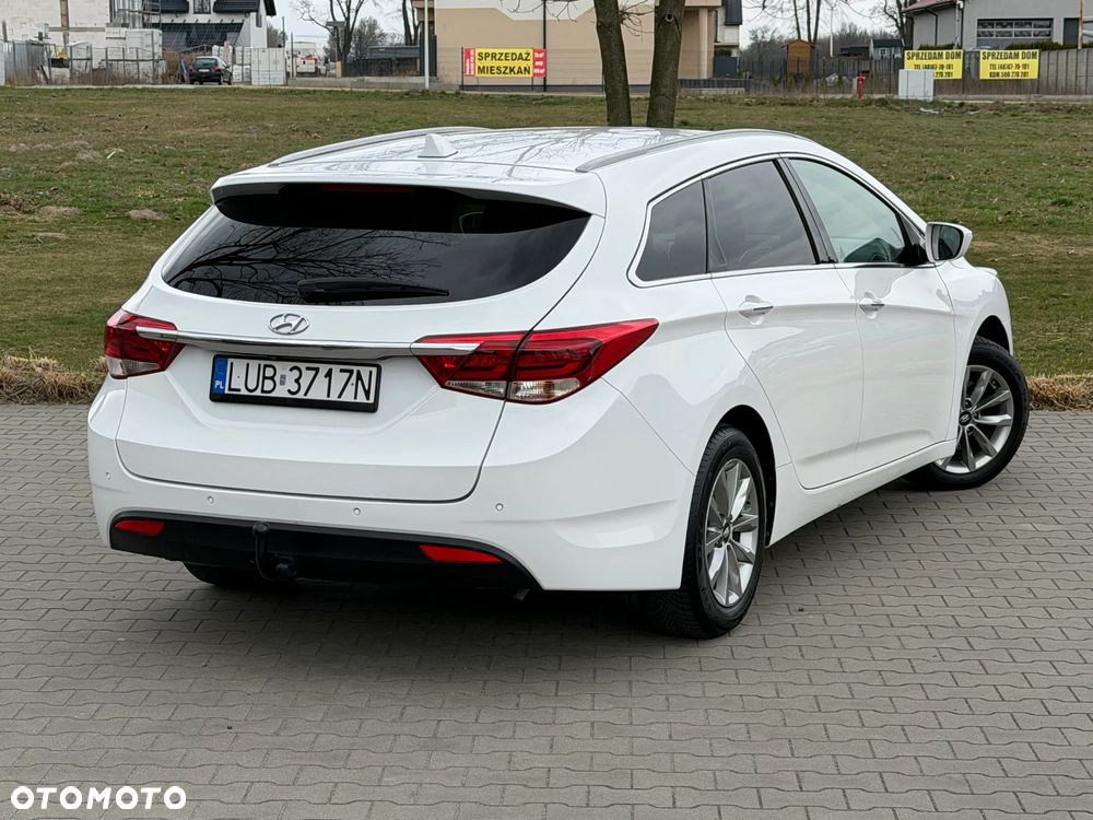 Hyundai i40 Kombi blue 1.7 CRDi Premium - 14