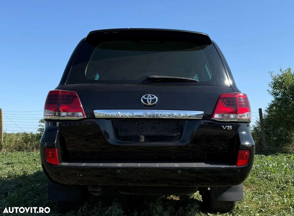 Toyota Land Cruiser V8 4.5 Aut Luxury - 35