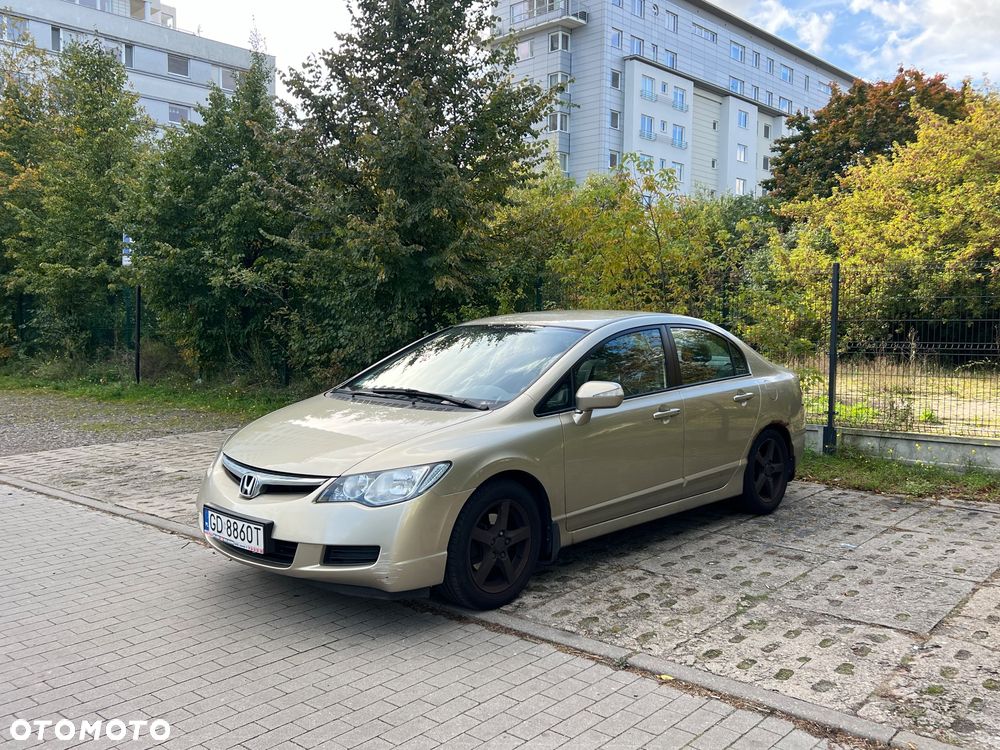 Honda Civic 1.8 Comfort - 2