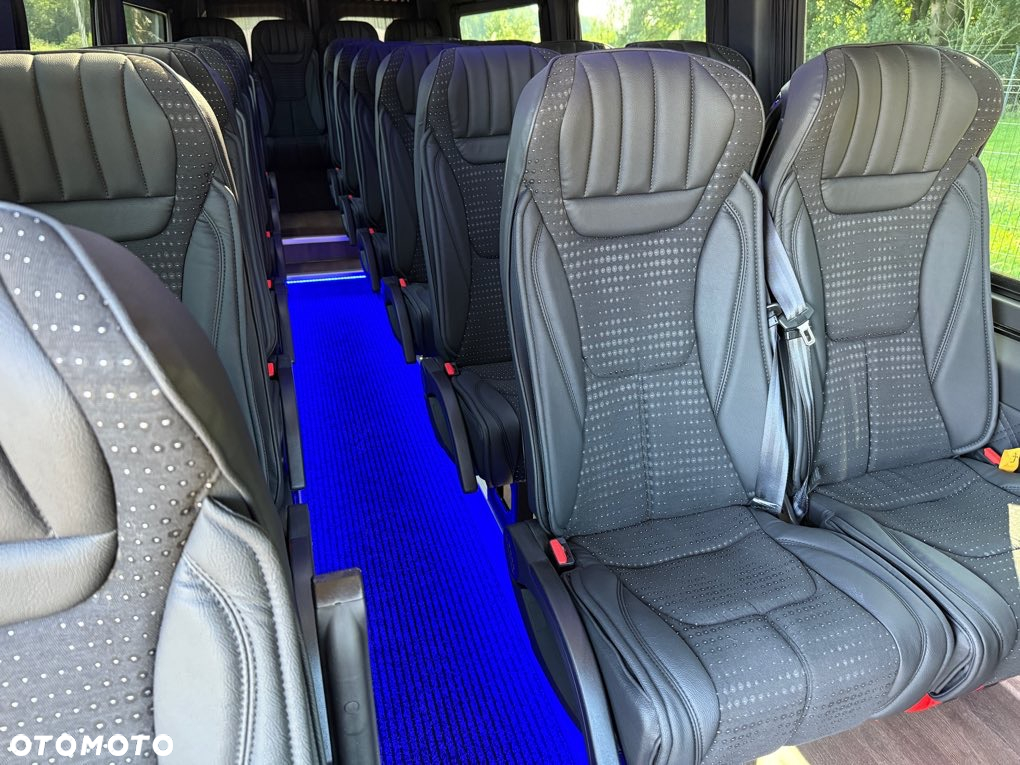 Mercedes-Benz Sprinter 519 Tourist Line GSR II - 33