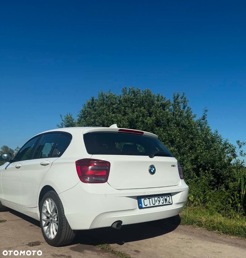 BMW Seria 1 116i - 3