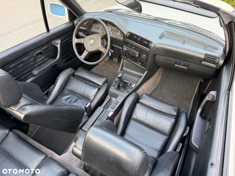 BMW Seria 3 320i - 19